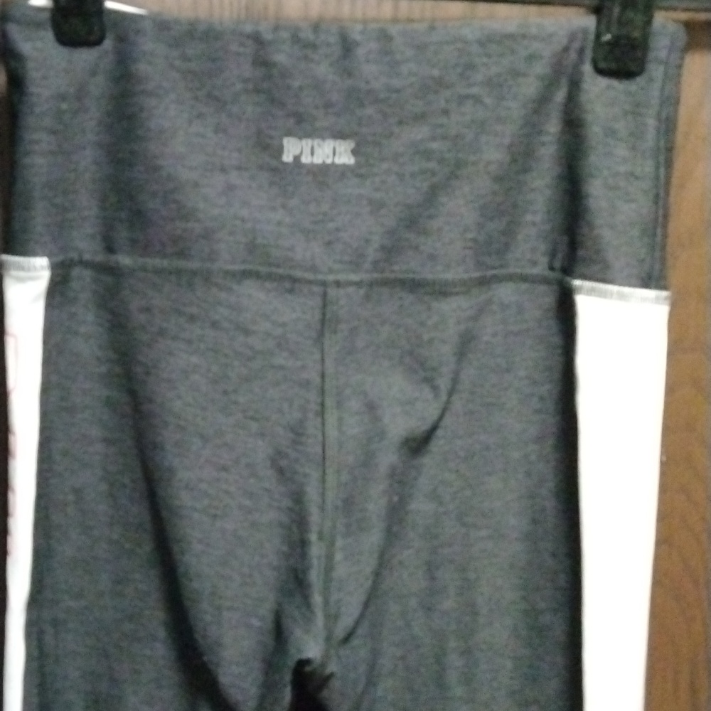 PINK Ultimate Cut Out Style Leggings - Picture 7 of 7